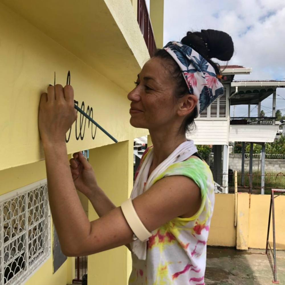 Meet your Posher, Jasmine